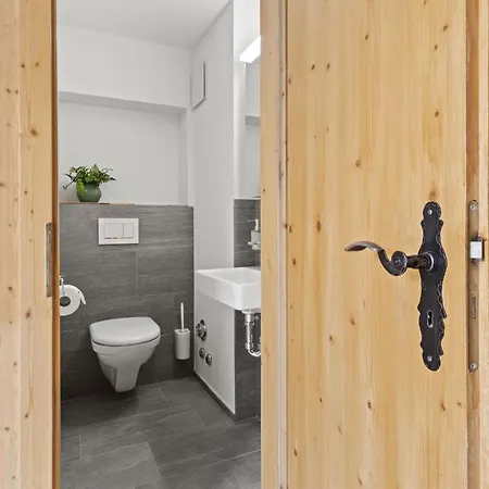 Nr-68 Haus Ladina By Interhome